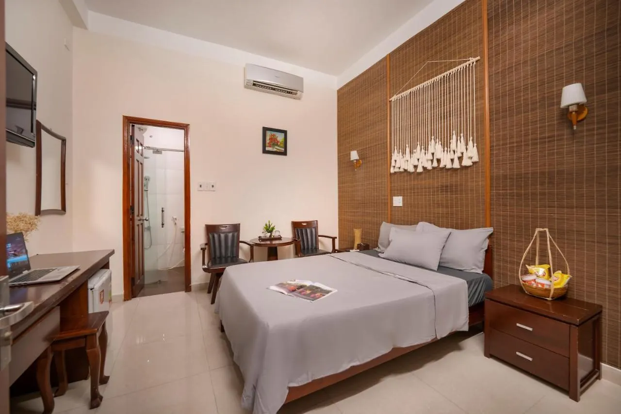 Rustic Hotel Da Nang